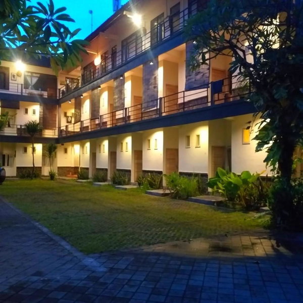 Urbanview Hotel Wayan Mansion, Denpasar, Indonesia