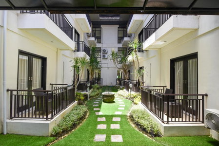 RedDoorz Plus near Mall Bali Galeria 2, Denpasar, Indonesia