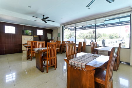 RedDoorz Plus near Mall Bali Galeria 2, Denpasar, Indonesia