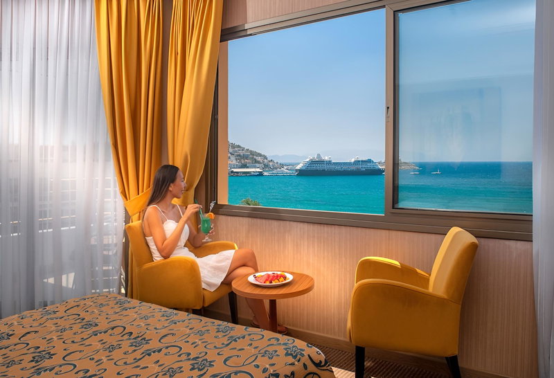 Palm Hotel, Bataypora, Turkey