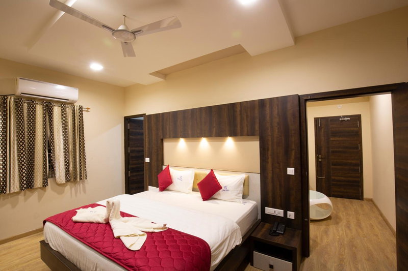 Ponnis Hotel, Palani, India
