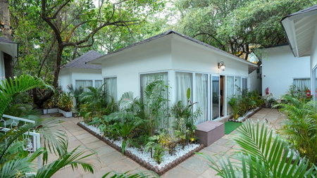 Swimup - Suites with private pool , Vagator, Vagator, India