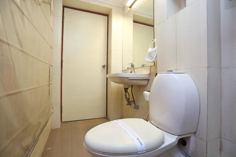 Hotel Rushabh Home, Kolkata, India