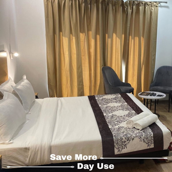Saltstayz Express -Medicity Near Medanta Hospital, Gurgaon, India