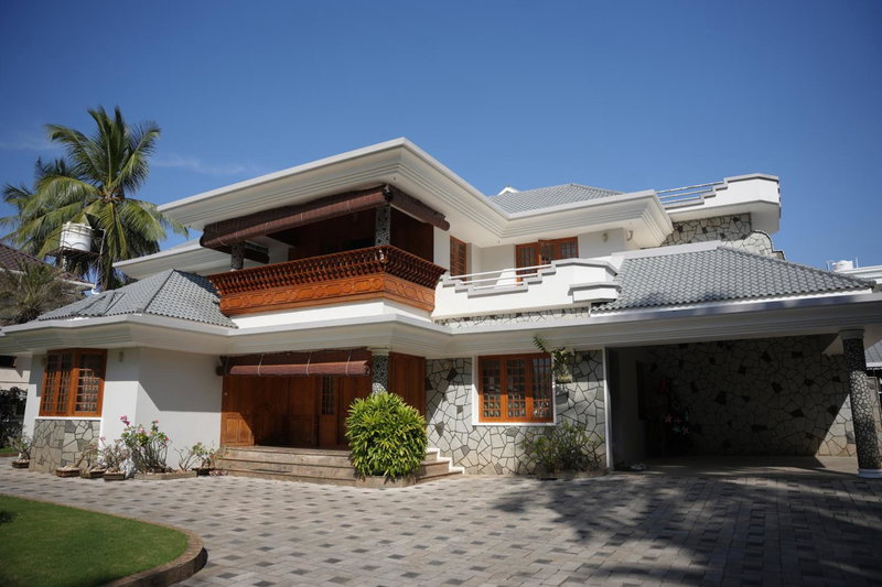 Alite Posh 4 BHK Villa in Thrissur Town, Trichūr, India