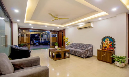 Treebo Royal Orbit, Metropoliton, Kolkata, India