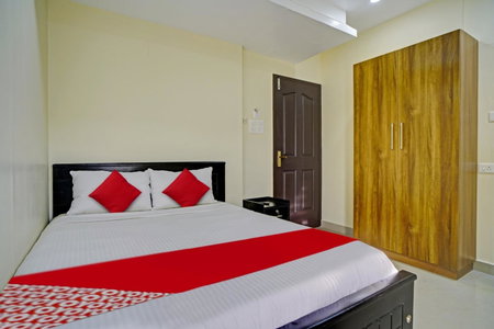 Hotel O Crystal Executive Suites, Cochin, India