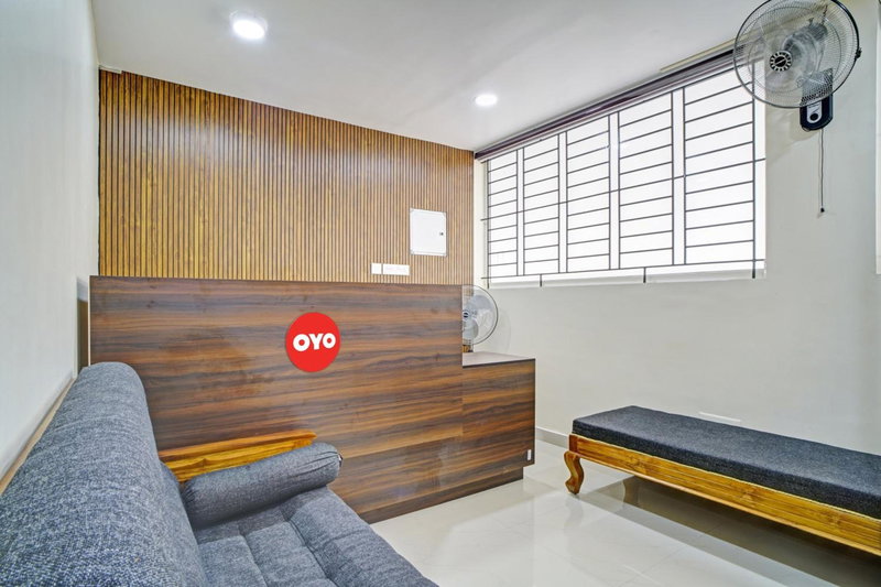 Hotel O Crystal Executive Suites, Cochin, India
