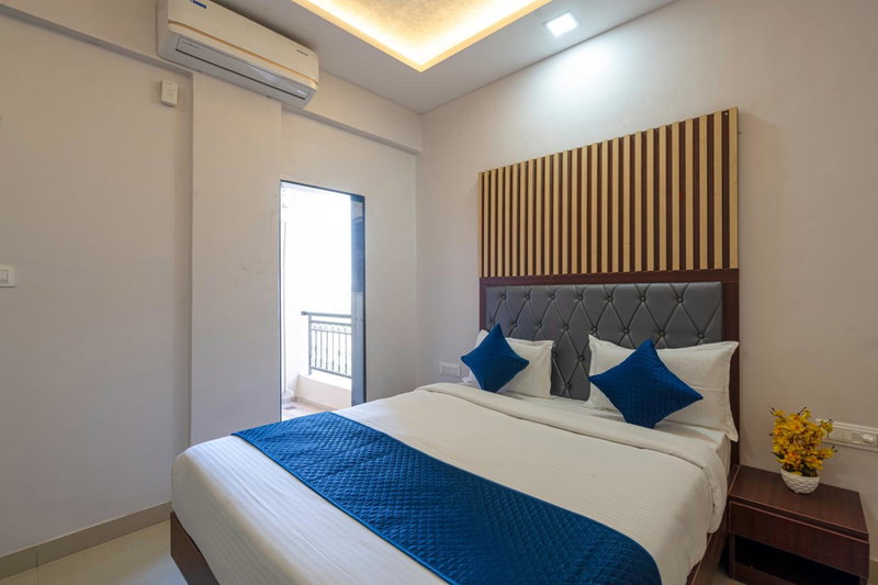 StayBird - Divine Suites, Business Hotel, Kharadi, Pune, India