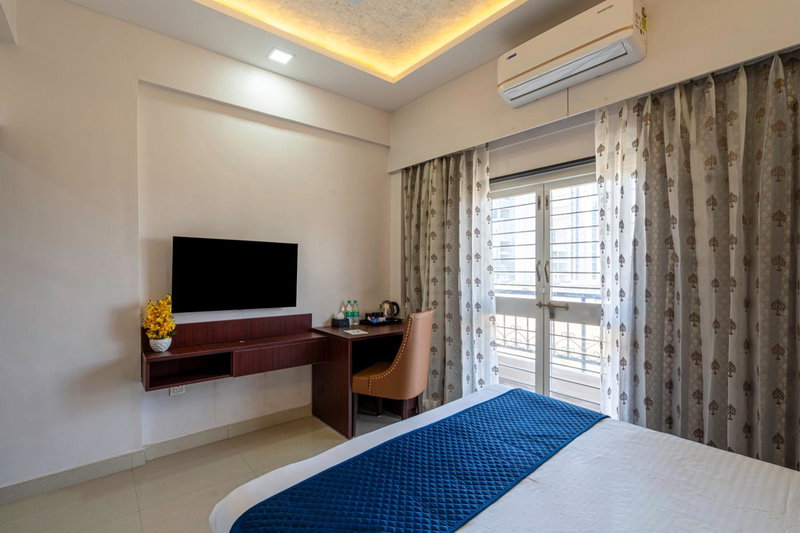 StayBird - Divine Suites, Business Hotel, Kharadi, Pune, India