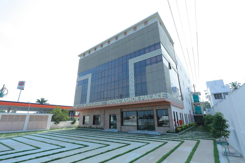 Hotel Ashok Palace, Karūr, India