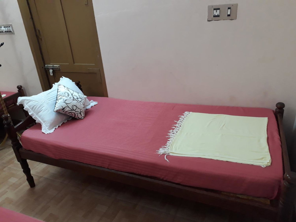 Valiyathayil Home Stay, India