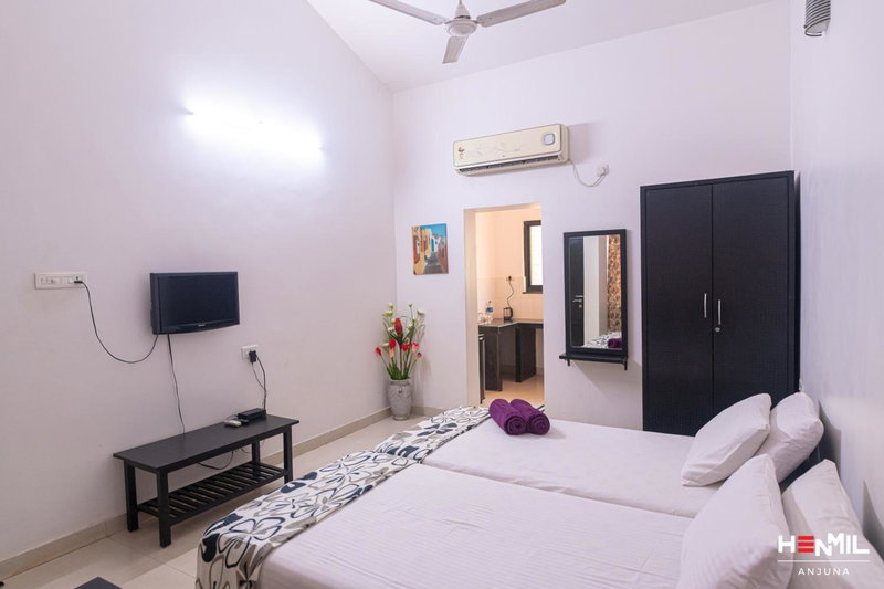Henmil Anjuna, Anjuna, India