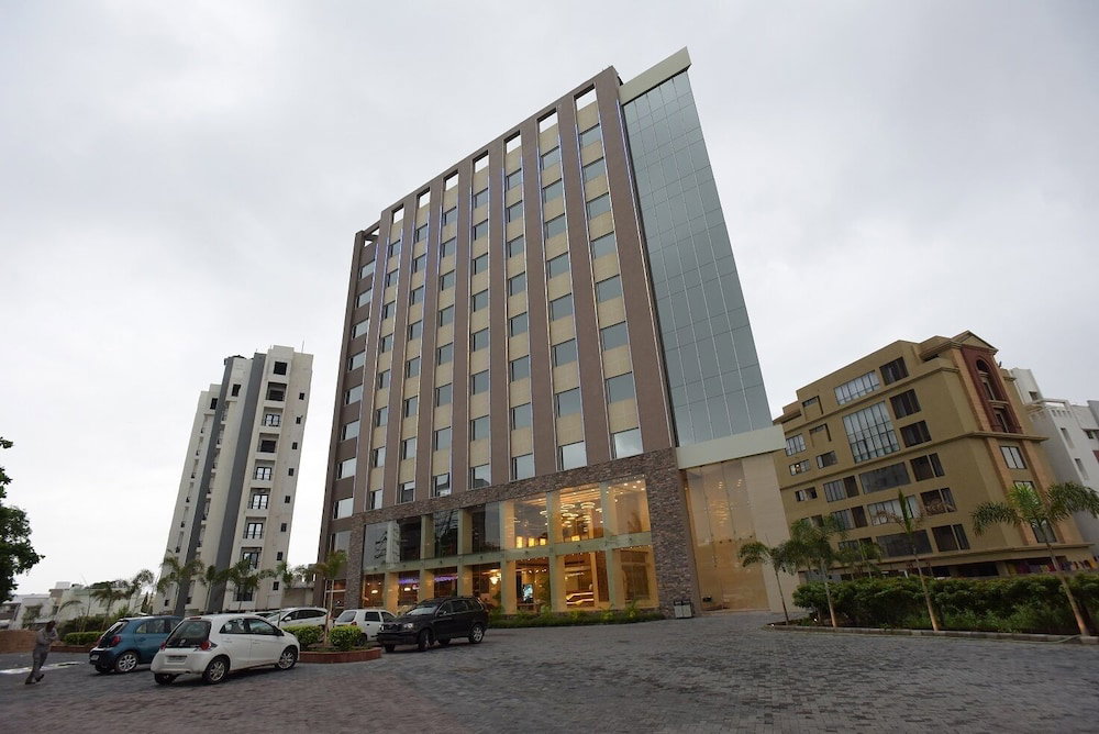 Hotel H, India