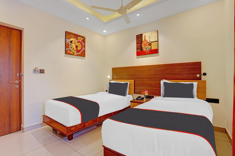 Super Collection O Pallava Rajadhani, Trivandrum, India