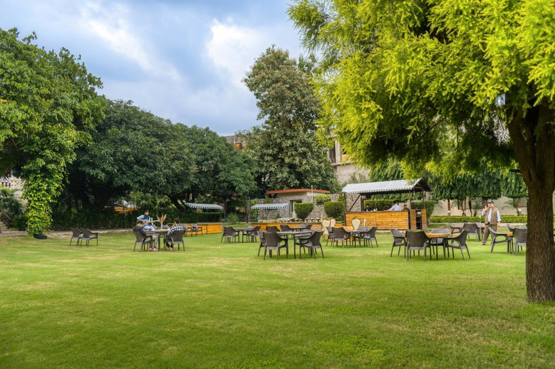 Manu Maharani Resort, Rāmnagar, India