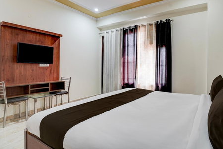 Hotel O Sunshine Corporate Suite, Gurgaon, India
