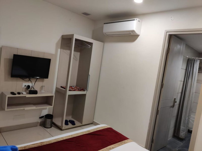Hotel Hamilton, Zirakpur, India