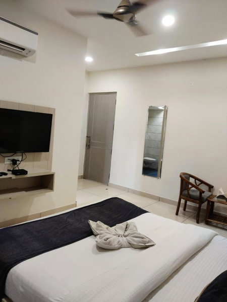 Hotel Hamilton, Zirakpur, India