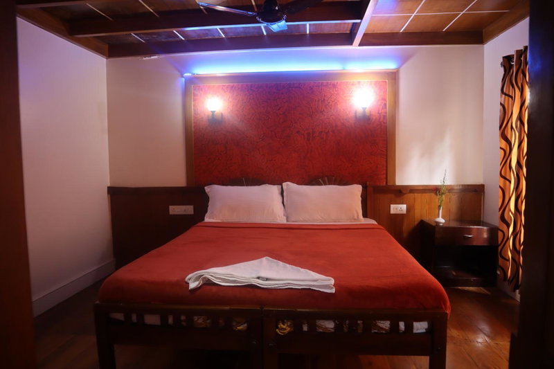 Kera Houseboats Alleppey, Alleppey, India