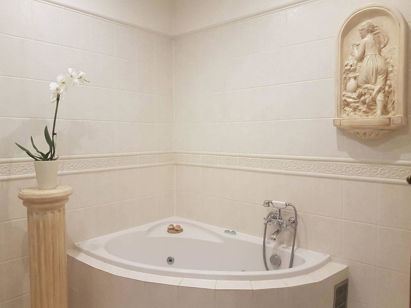 GoldStar Luxury Old Town Krakow Apartment, Kraków, Poland