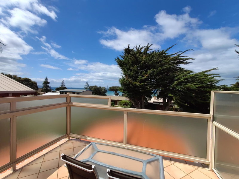 Angela's Beach Stays, Apollo Bay, Australia