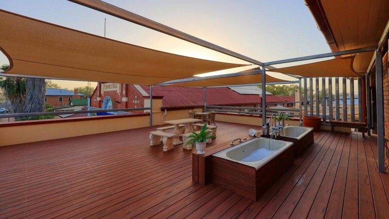 Hotel Corones, Charleville, Australia