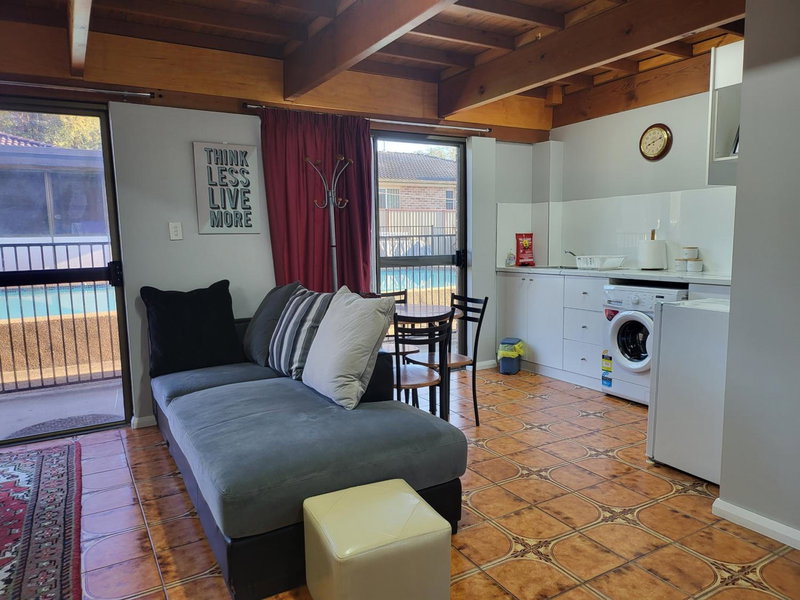T&V Suites, Windsor, Australia