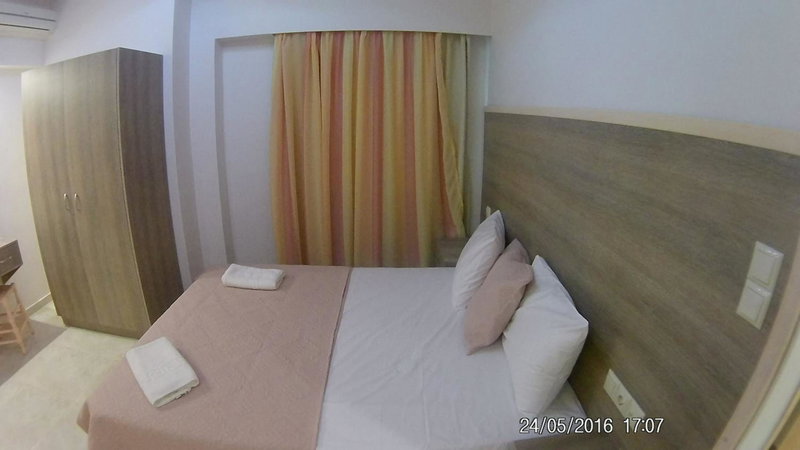 Sirena Apartments, Agia Pelagia, Greece