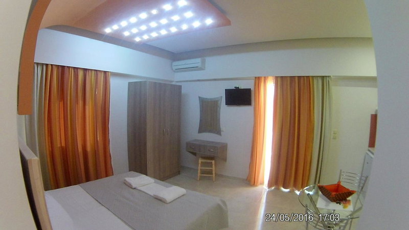 Sirena Apartments, Agia Pelagia, Greece