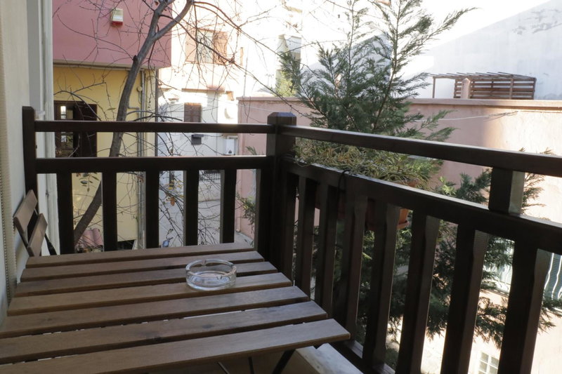 Helen's Little Castle free private parking, Thessaloniki, Greece