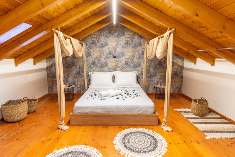 Eagle's Nest City Apartments, Aigio, Greece