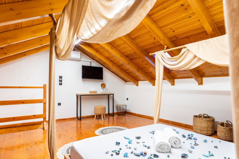 Eagle's Nest City Apartments, Aigio, Greece