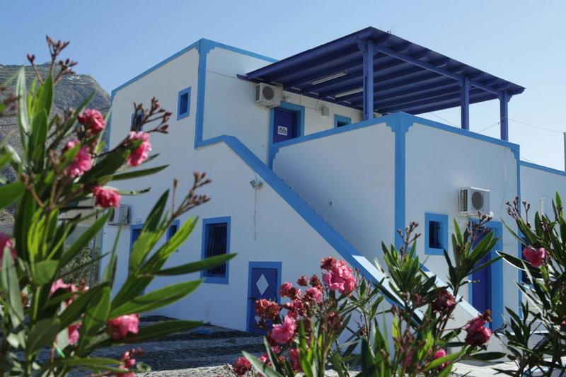 Studios Apartments Kapetanios, Perissa, Greece