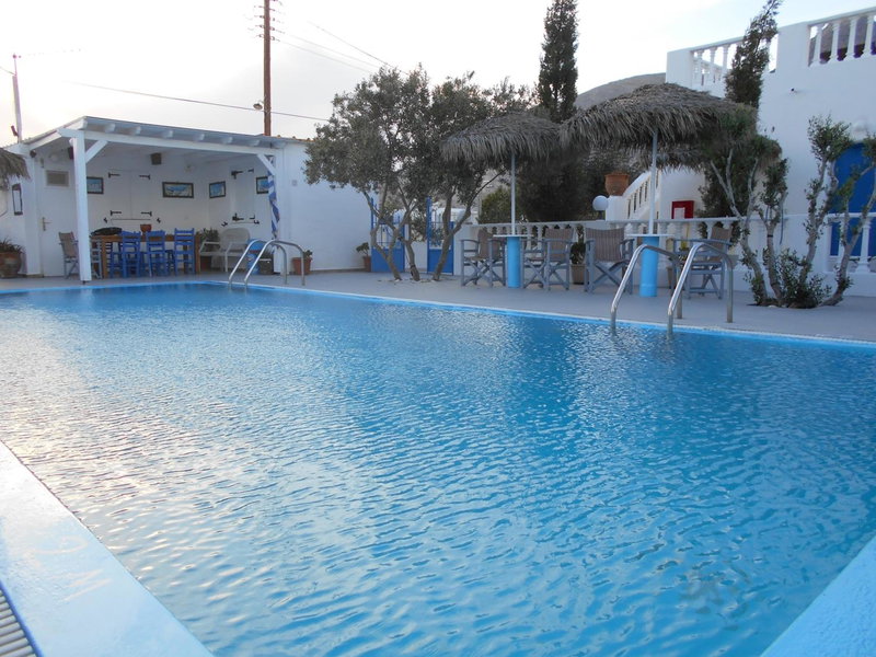 Studios Apartments Kapetanios, Perissa, Greece