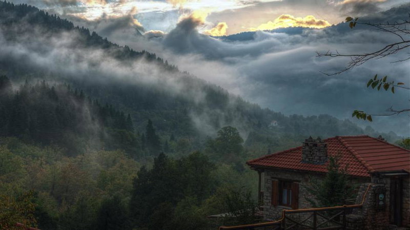 Μαγεμένο Βουνό, Karpenision, Greece