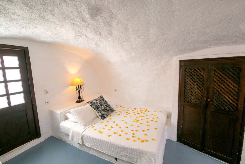 Alexander's Suites, Santorini, Greece