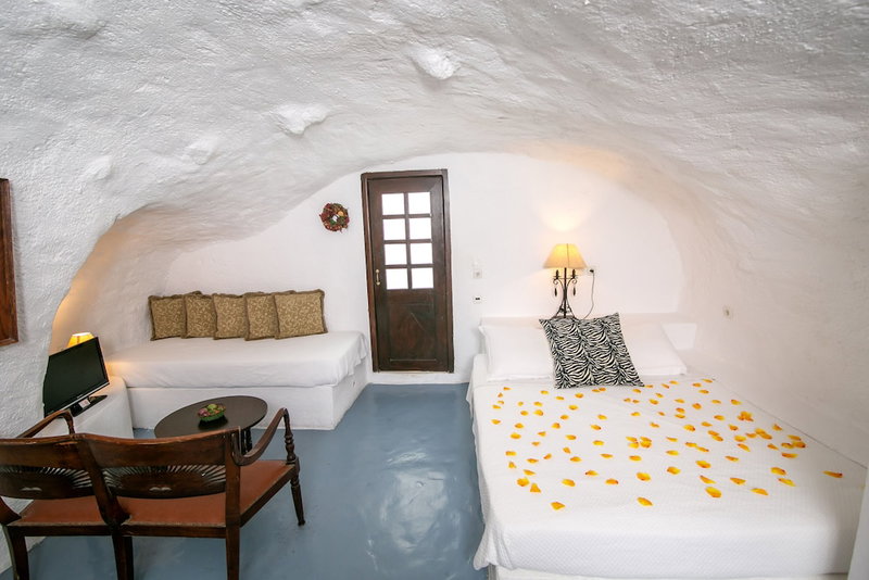 Alexander's Suites, Santorini, Greece