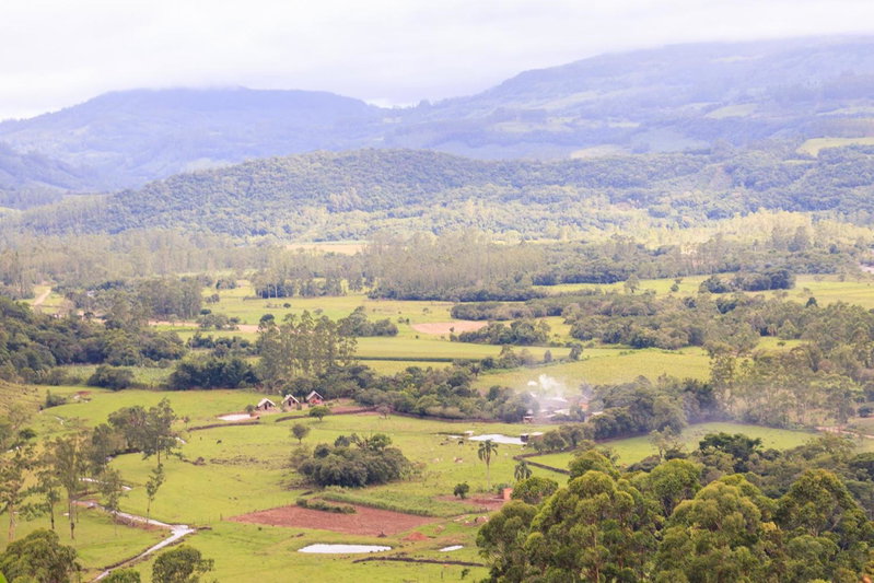 Chalés Vale do Rio do Boi, Praia Grande, Brazil