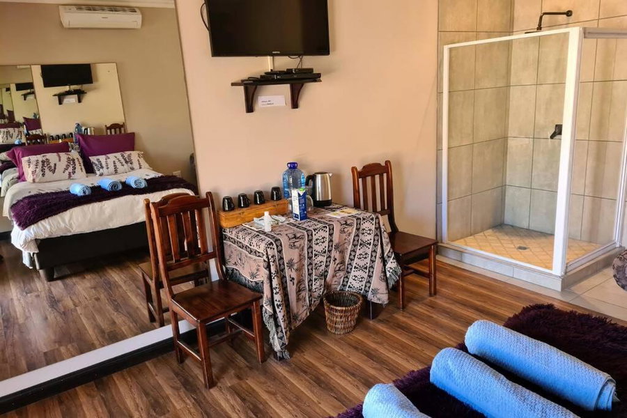 Pattys Place 12 Haakbos Street, Kathu, South Africa