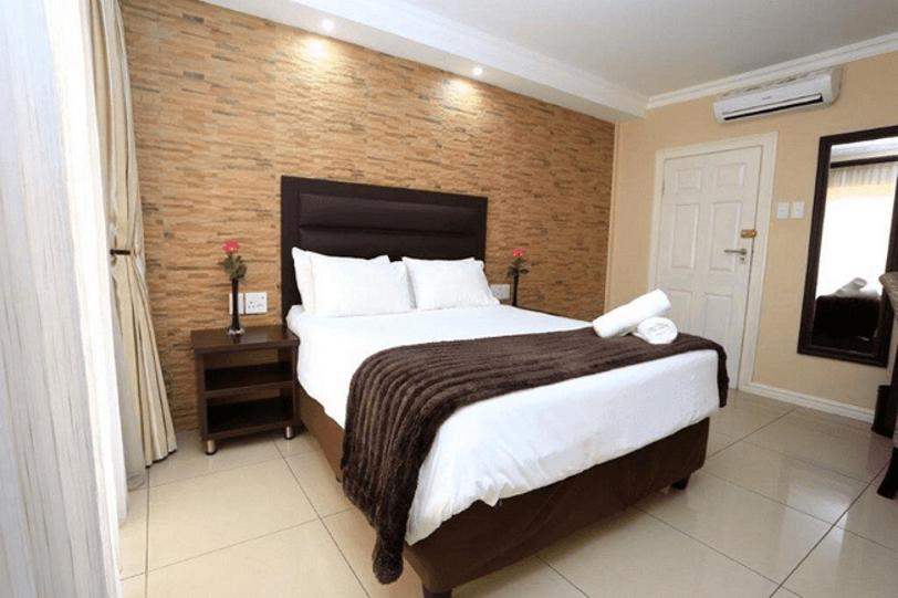 Bayside Hotel 97 Russell Street, South Africa