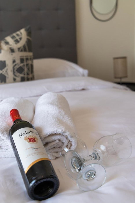 Comfy 2bed 2bath in a Secure golf estate WIFI, Roodepoort, South Africa