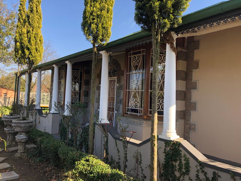 Apple and Rose, Belfast, South Africa