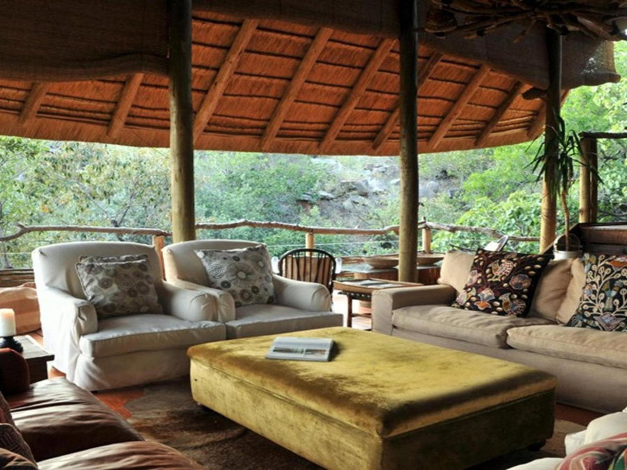 Buffalo Ridge Safari Lodge, Madikwe Game Reserve, South Africa