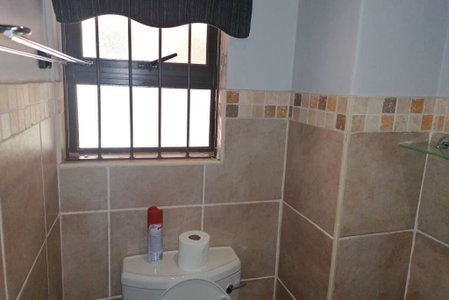 Beautiful Apartm B10 Situated in Bains Game Lodge, Bloemfontein, South Africa
