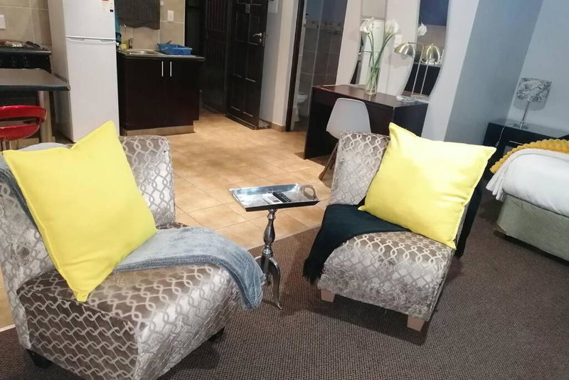 Beautiful Apartm B10 Situated in Bains Game Lodge, Bloemfontein, South Africa