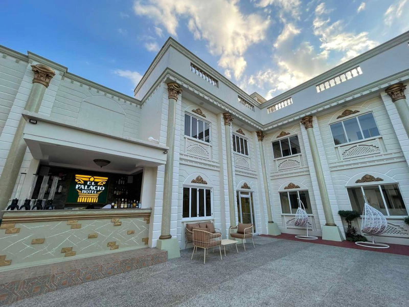 El Palacio Hotel & Resort, Cavite City, Philippines