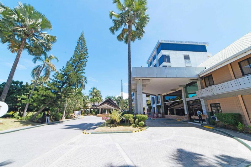 The Ritz Hotel at Garden Oases (Multiple-Use Hotel), Davao City, Philippines