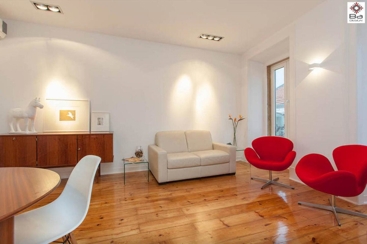 Design Duplex Apartment BA/ Chiado, Portugal