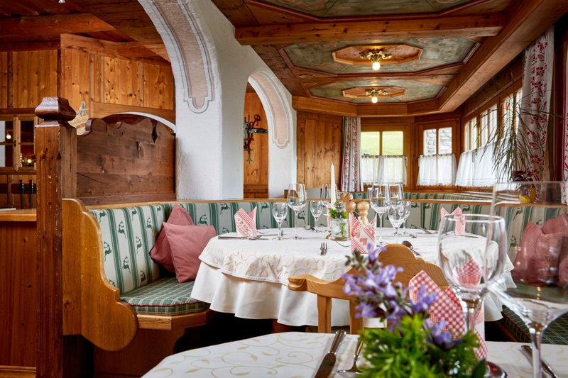 Berghotel Hauserbauer, Dorfgastein, Austria